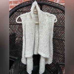 Abercrombie sweater vest
